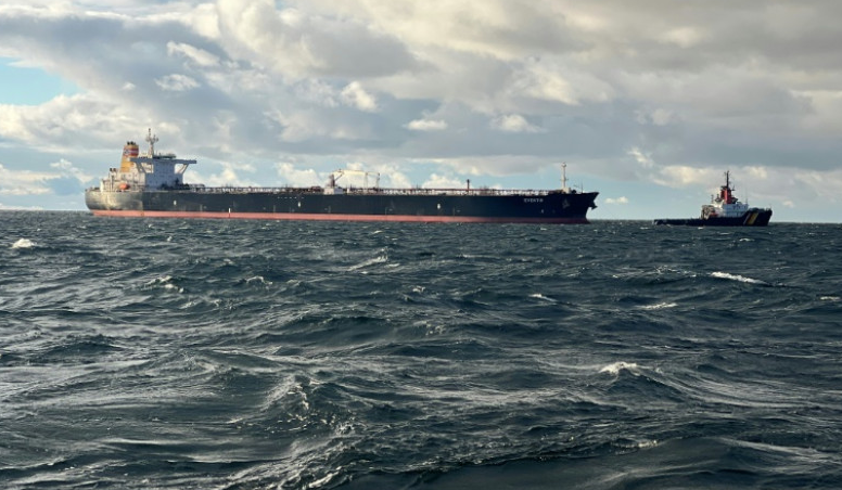 Jerman Sita Kapal Tanker 'Armada Bayangan Rusia' yang Terdampar